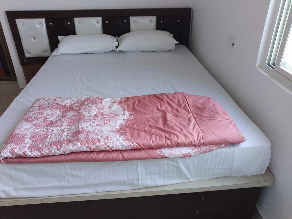 Hotel Vishal Buxar Zewnętrze zdjęcie