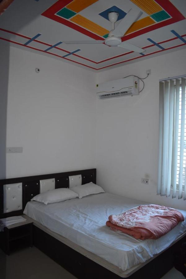 Hotel Vishal Buxar Zewnętrze zdjęcie
