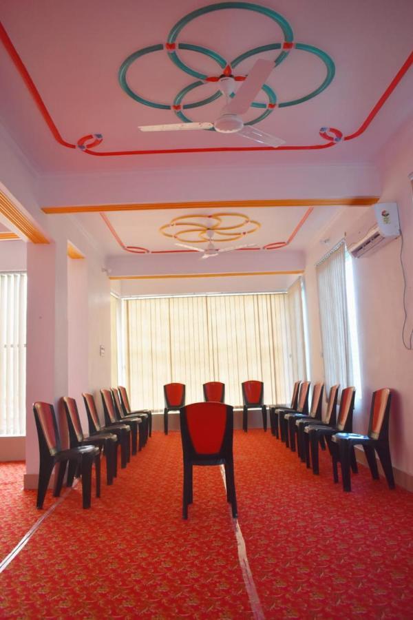 Hotel Vishal Buxar Zewnętrze zdjęcie